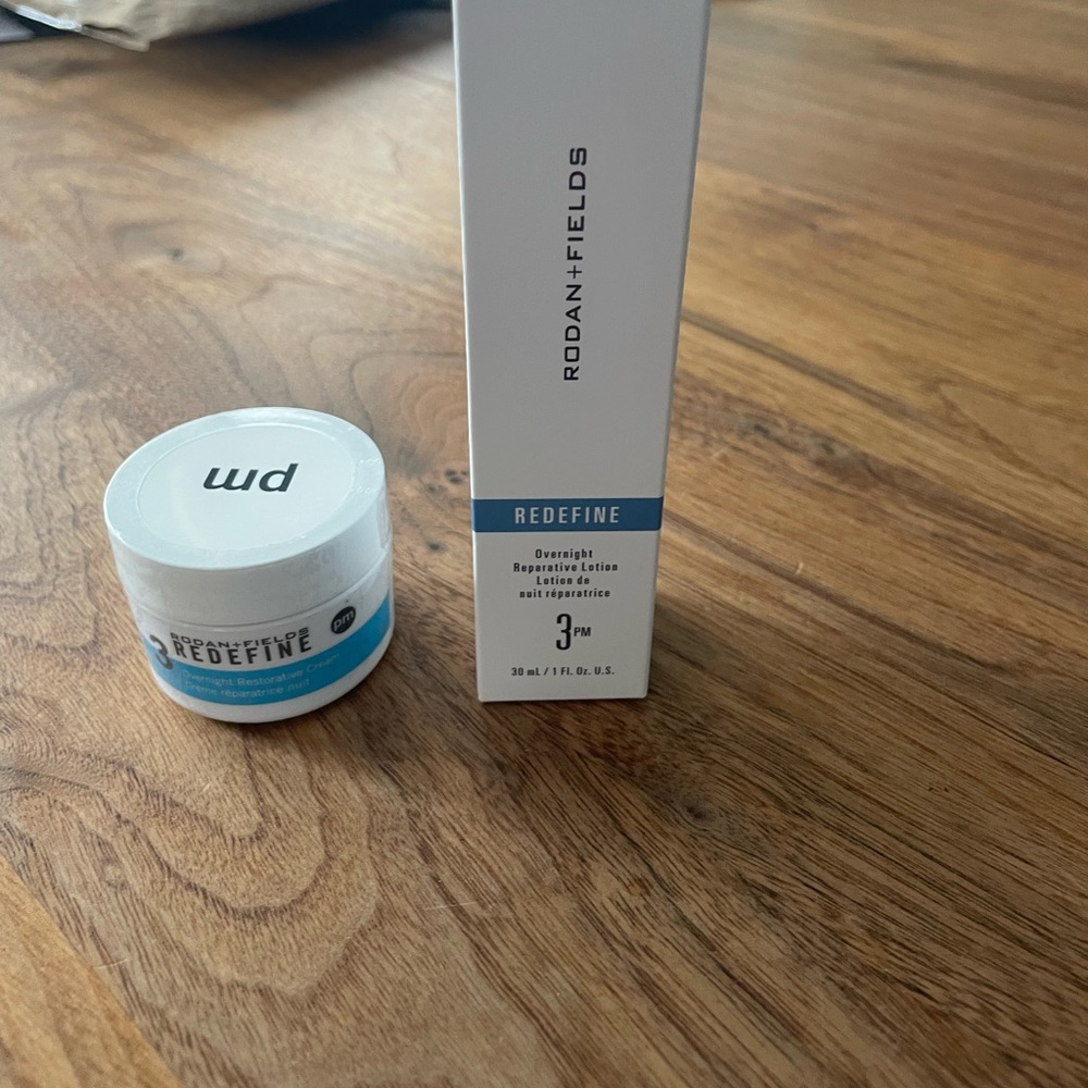 Rodan + Fields REDEFINE Overnight Restorative Cream - White and Blue